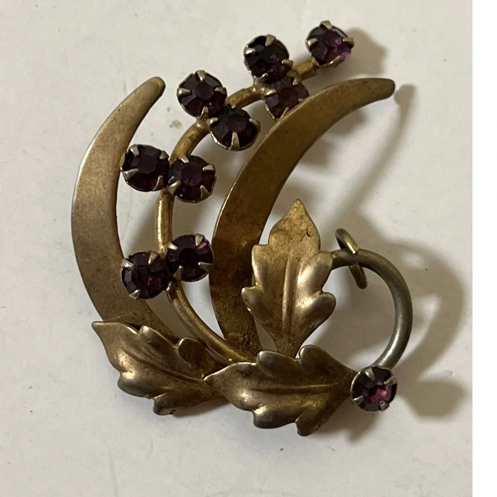 N/A unearth charm